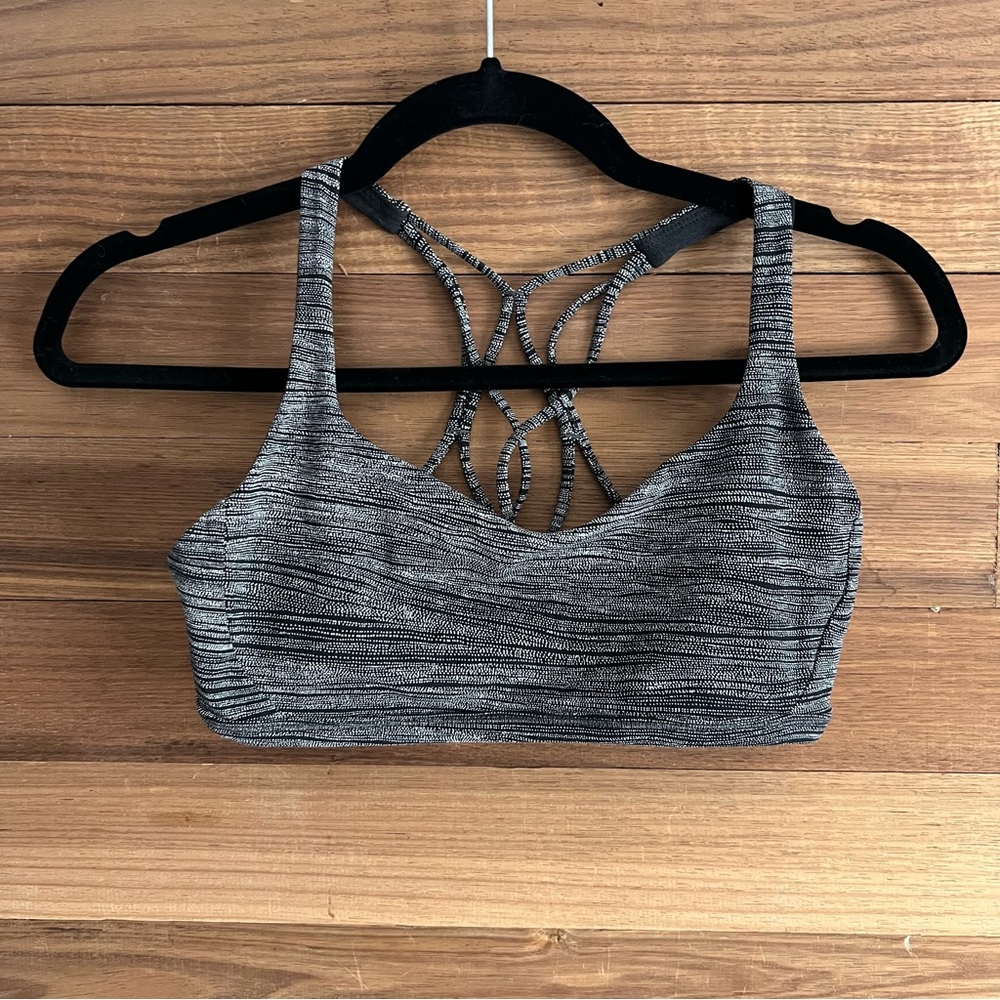 Lululemon Free to Be Zen Bra